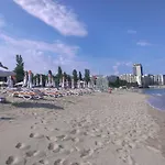 House Cabacum Дом отдыха Золотые Пески